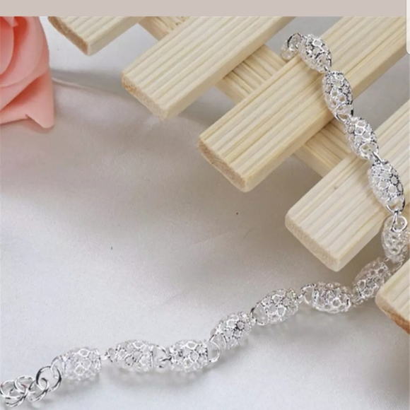 NEW Fabulous lady 925 silver charm chain bracelet - Picture 3 of 4